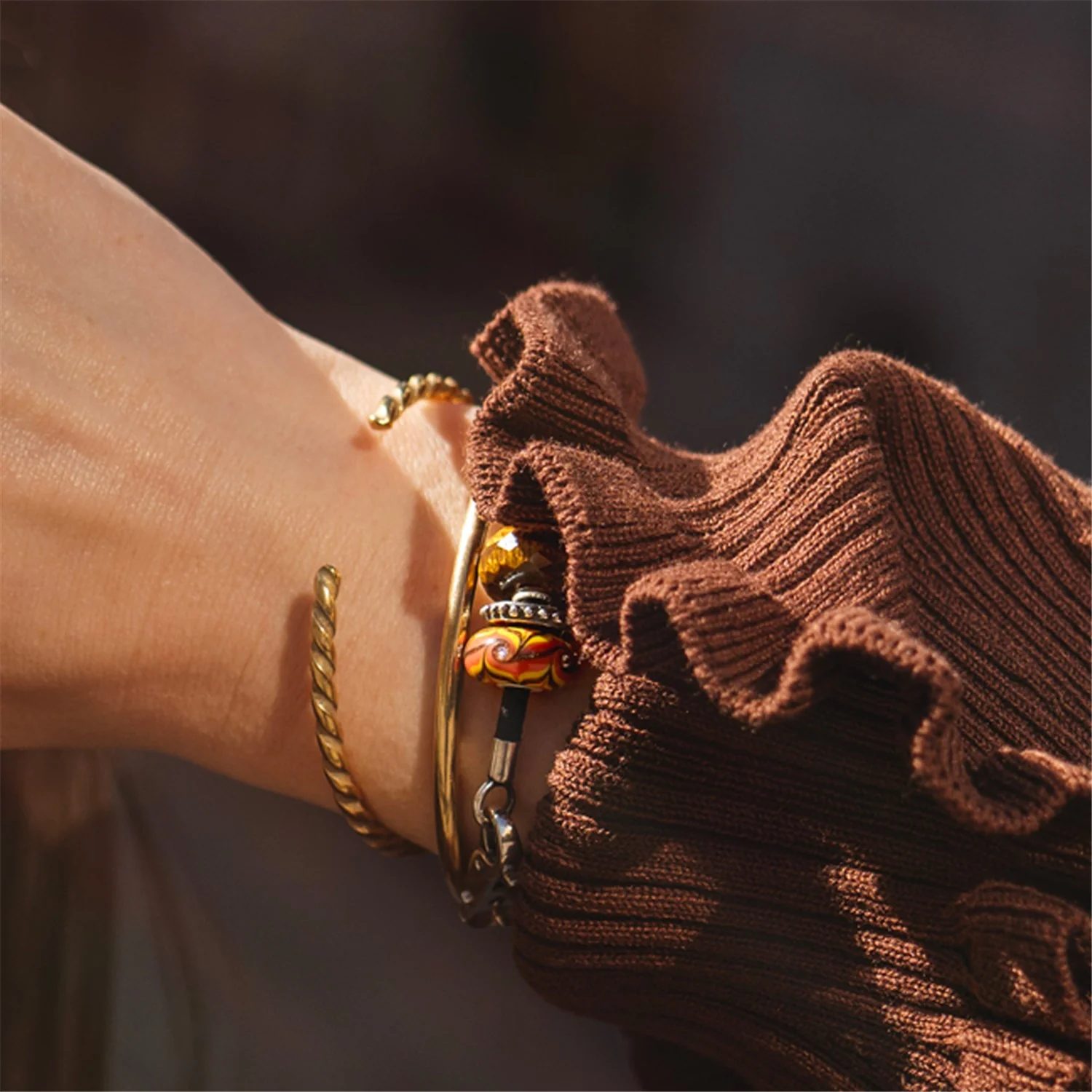 Amber Glow Radiance - Image 2