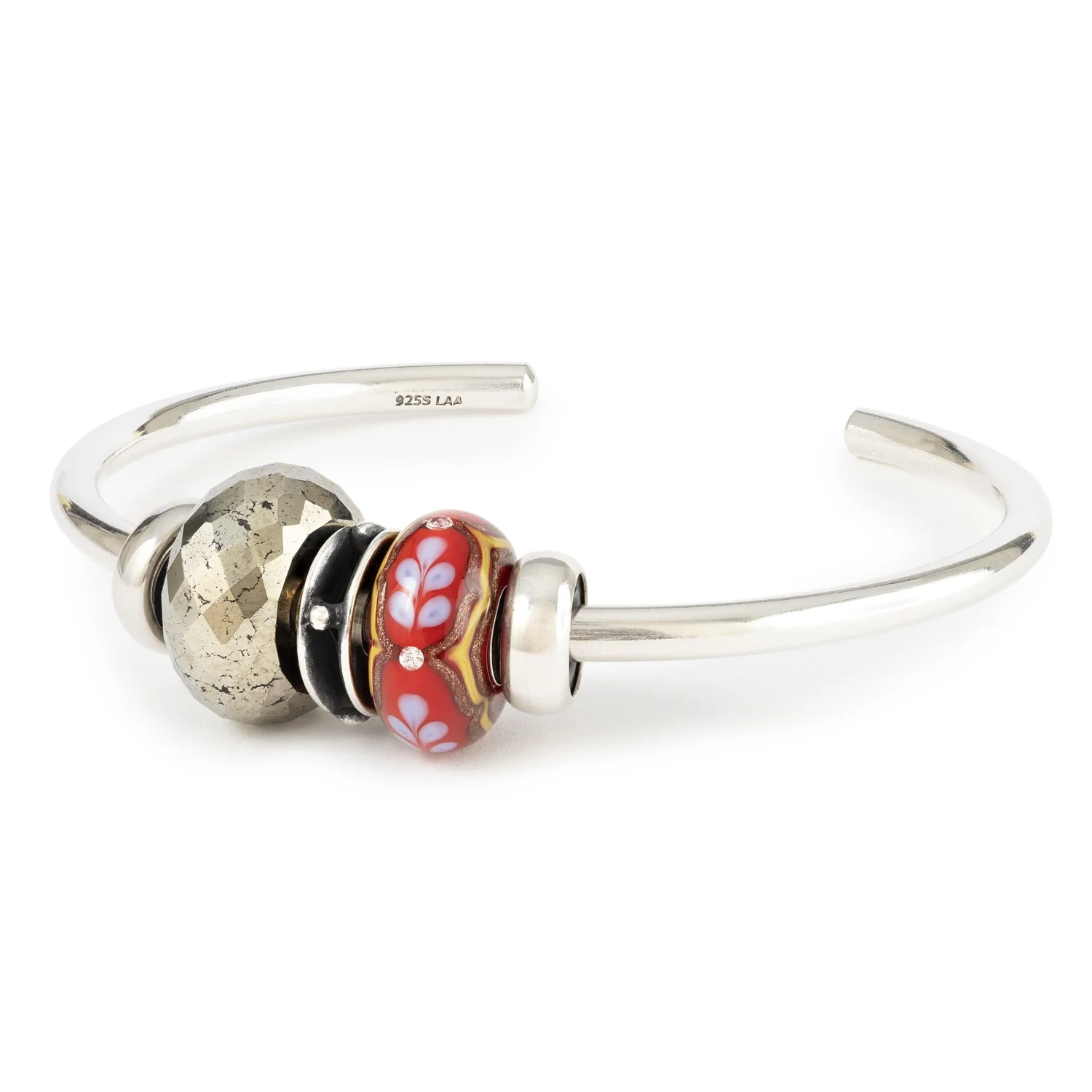 Crimson Silk Brilliance - Image 5