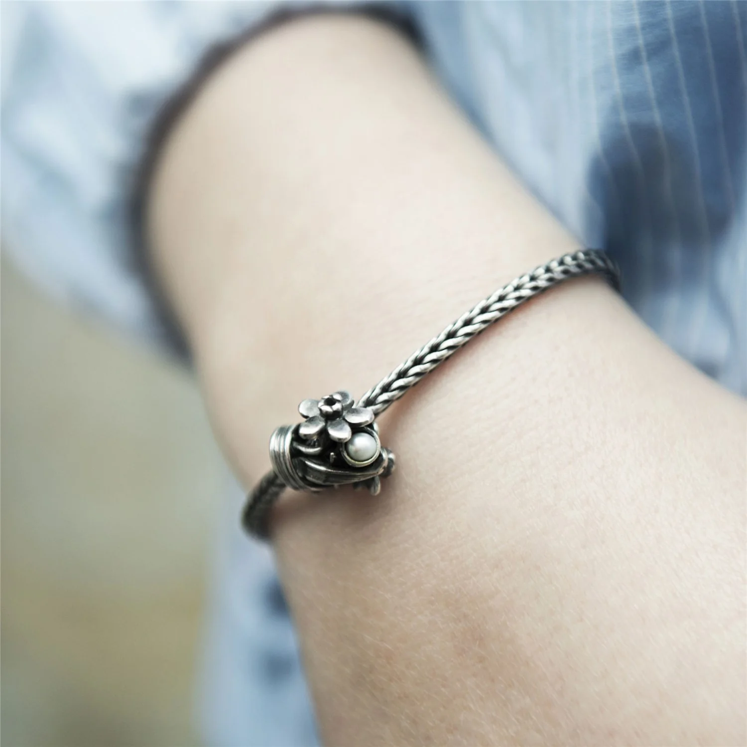 Daffodil of March Bracelet - Image 4