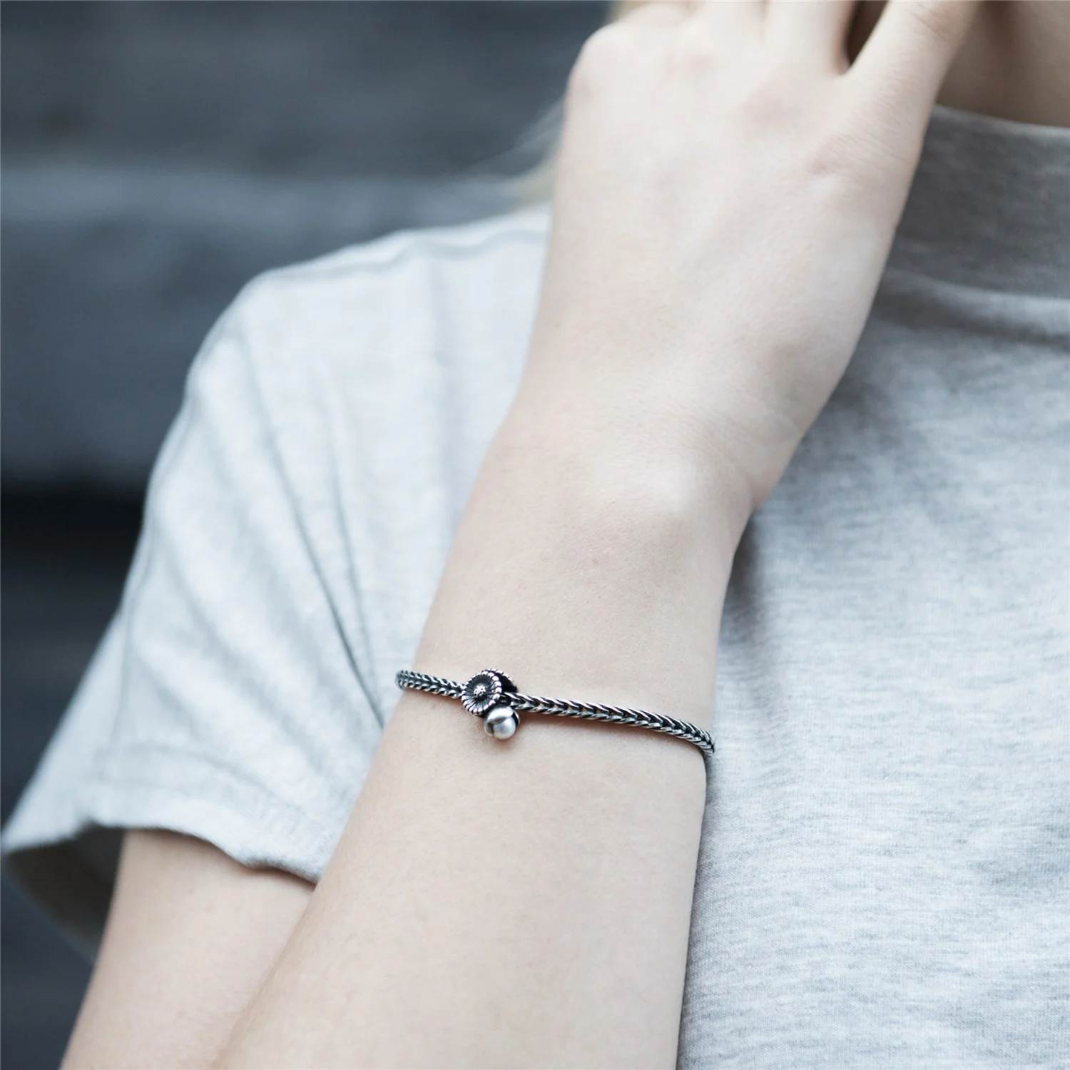 Daisy of April Bracelet - Image 4