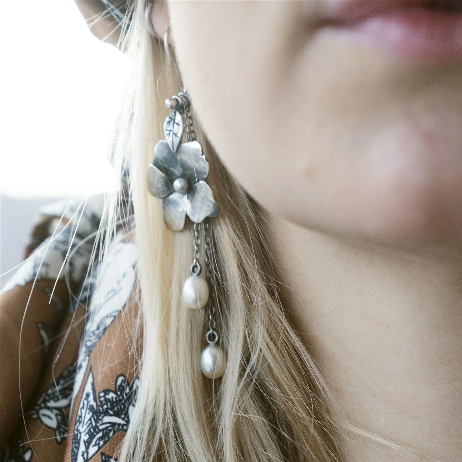 Flower Freedom Pendants with Earring Hooks - Image 4