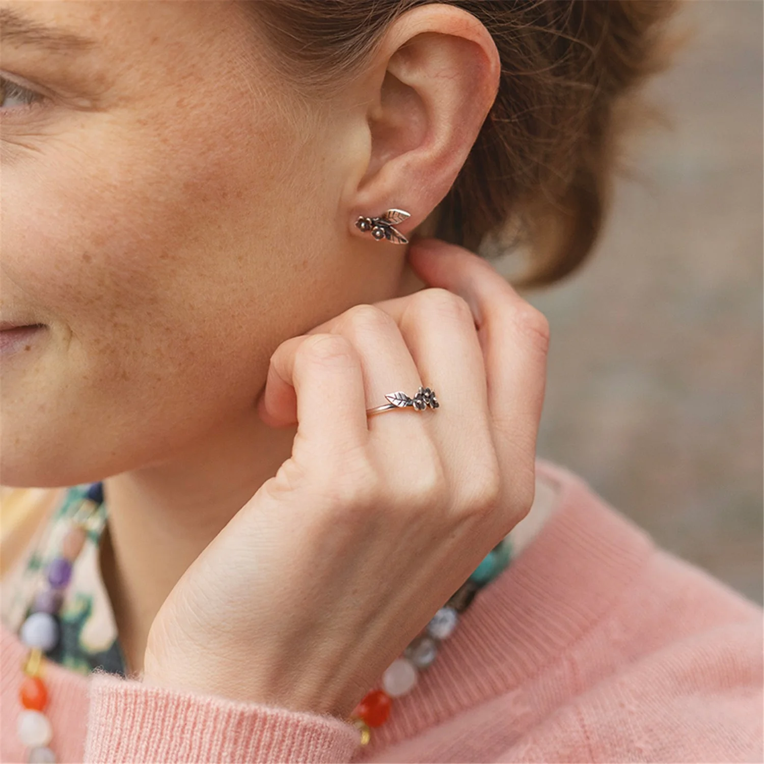 Flower Grace Ring - Image 4