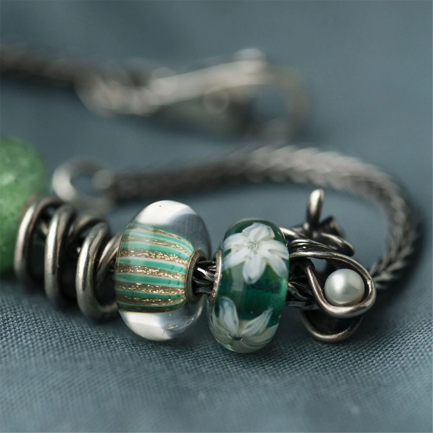 Flowers of Hope Bead - Image 4