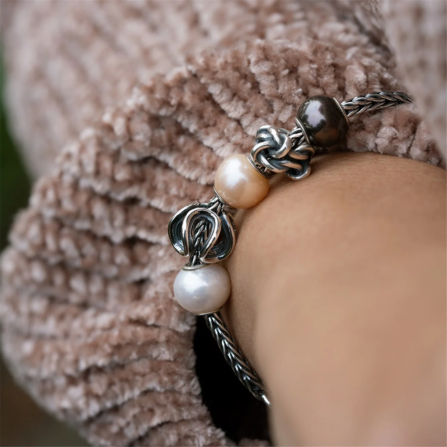 Friendship Knot Bead - Image 5