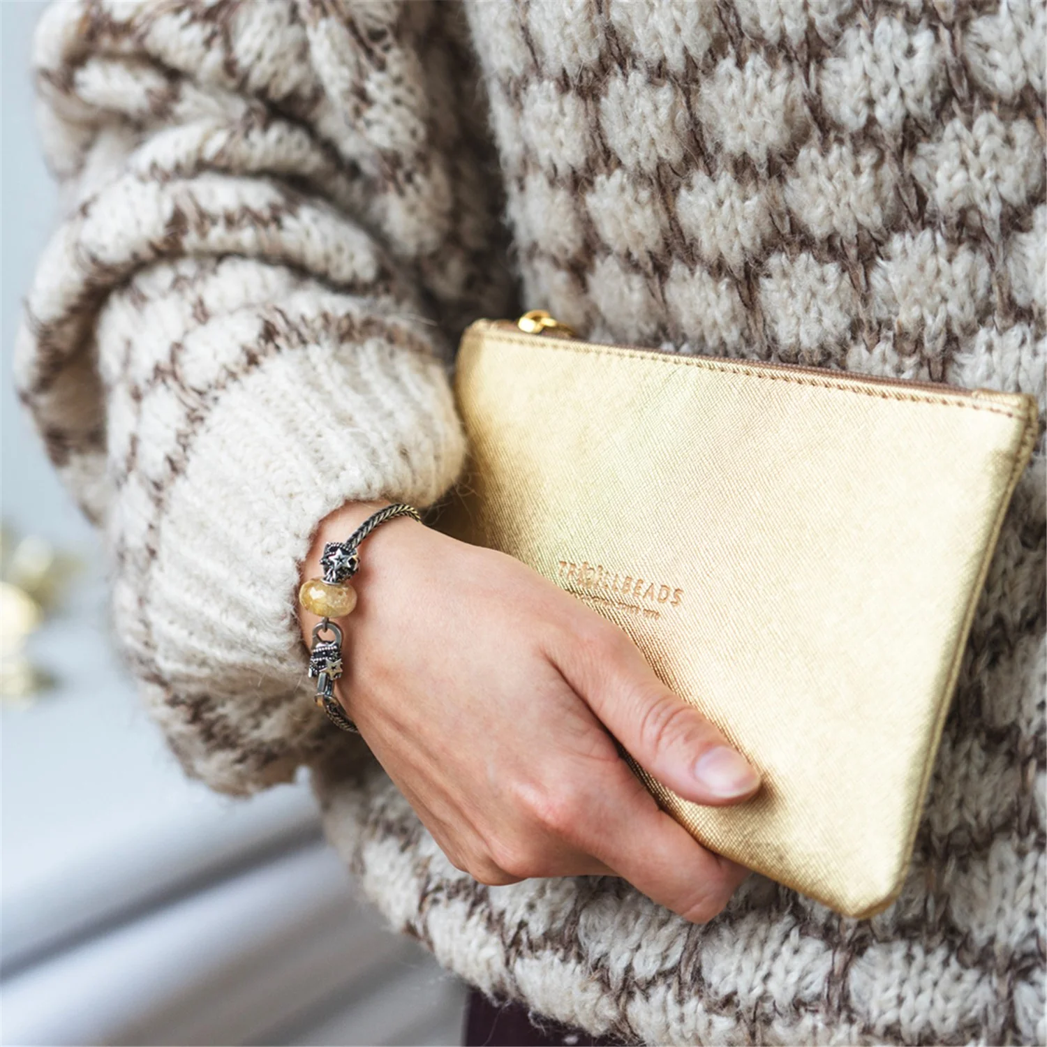 Golden Clutch - Image 3