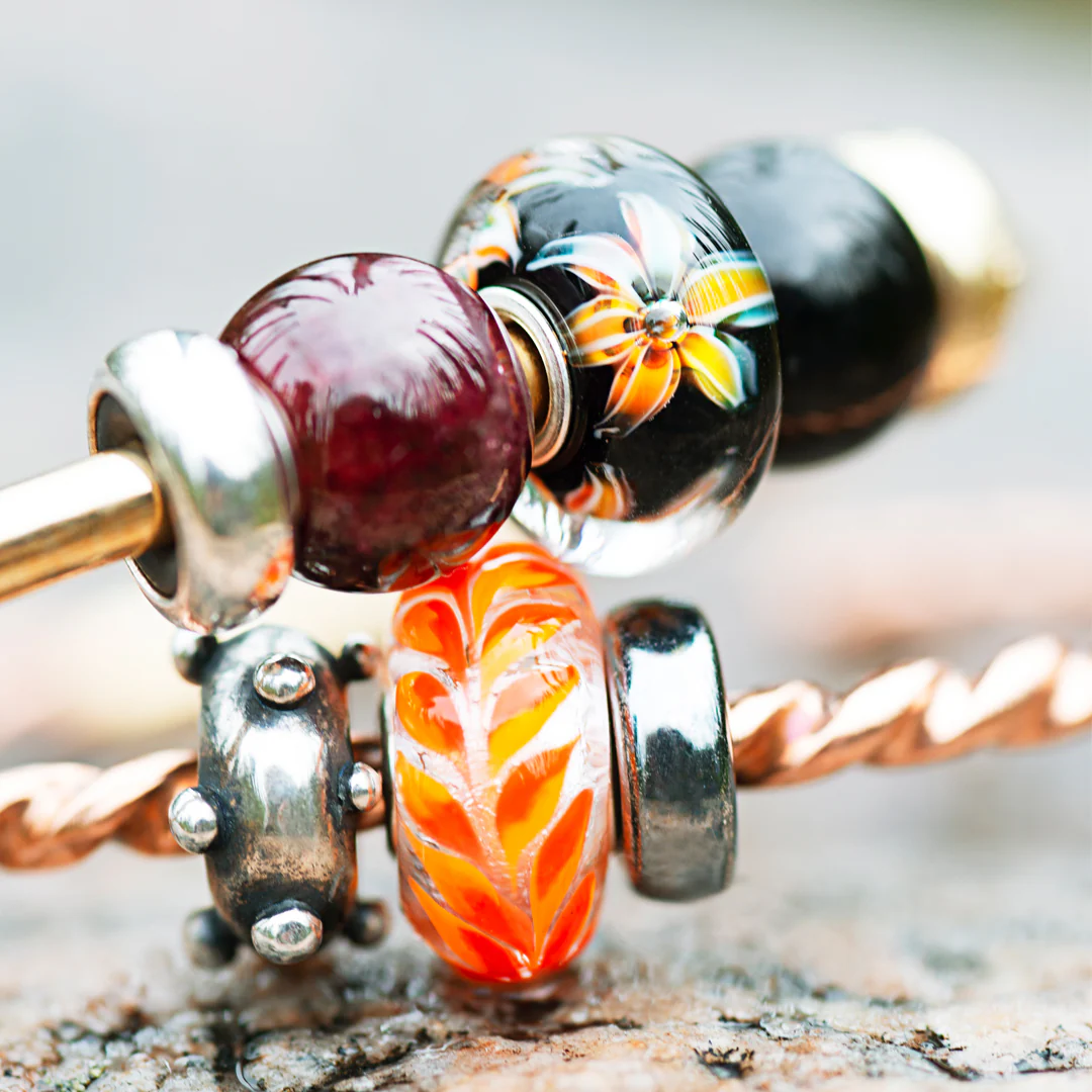 Golden Foliage Bead - Image 2