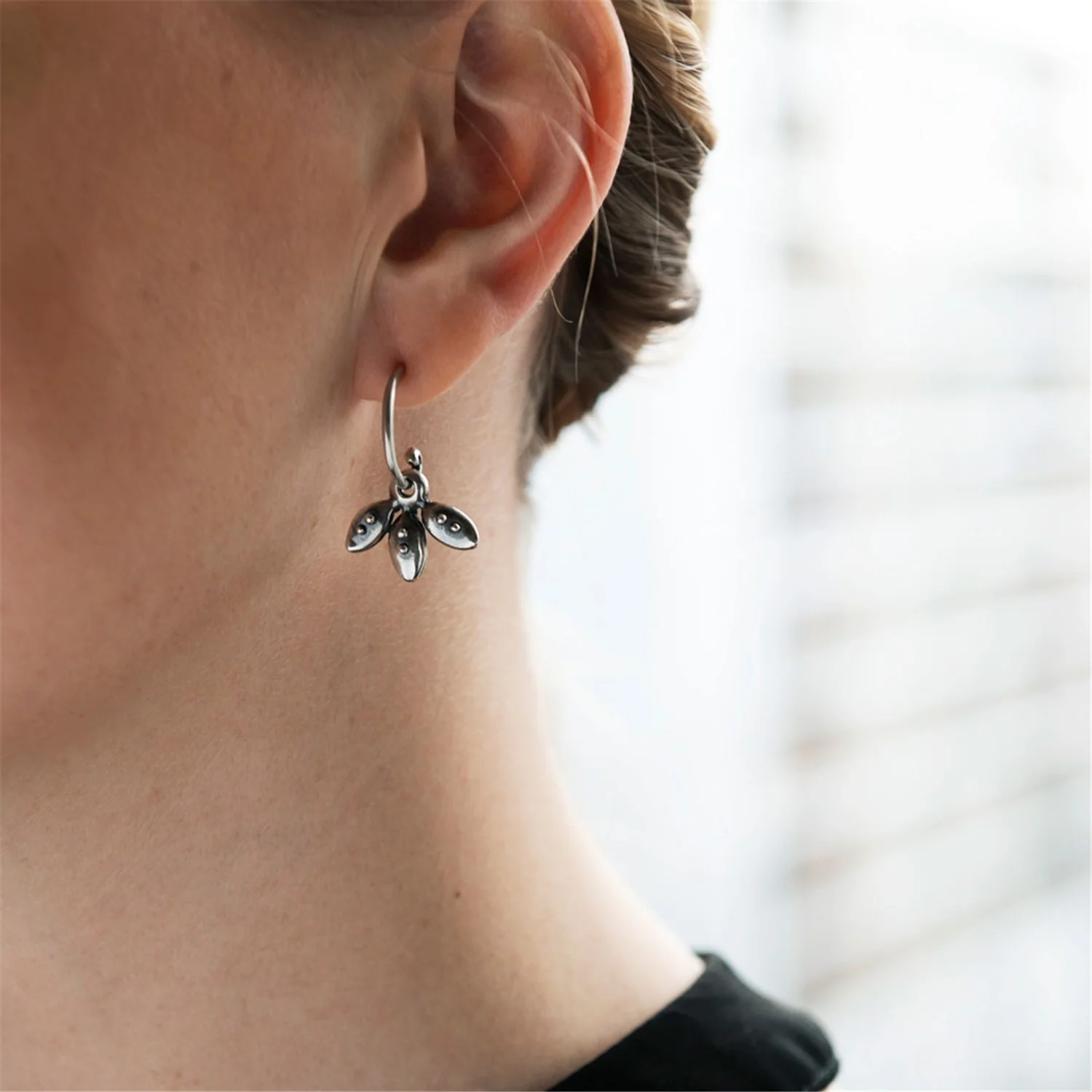 Hanging Petal pendants with Earring Hooks with buds - Image 4