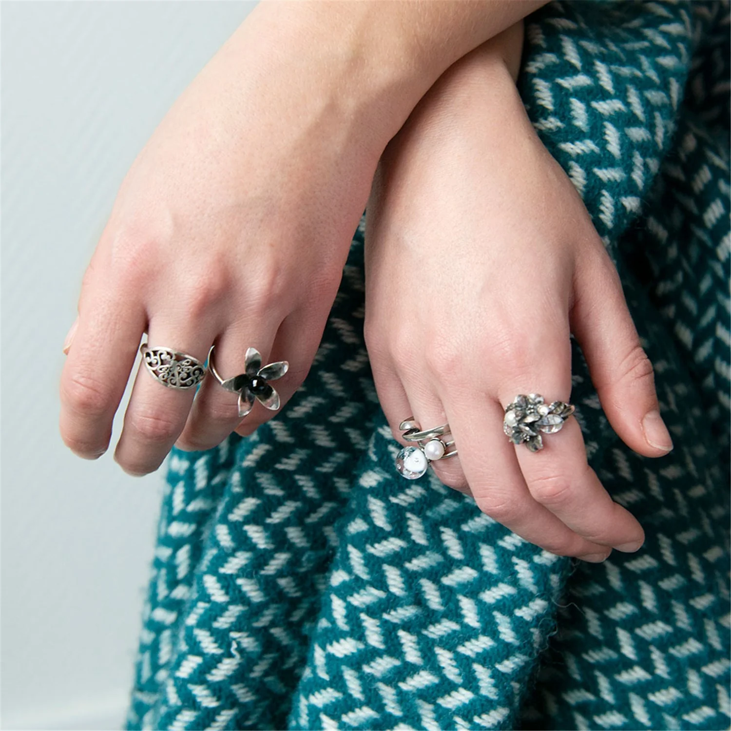 Hawthorn With Pearl Ring - Image 6