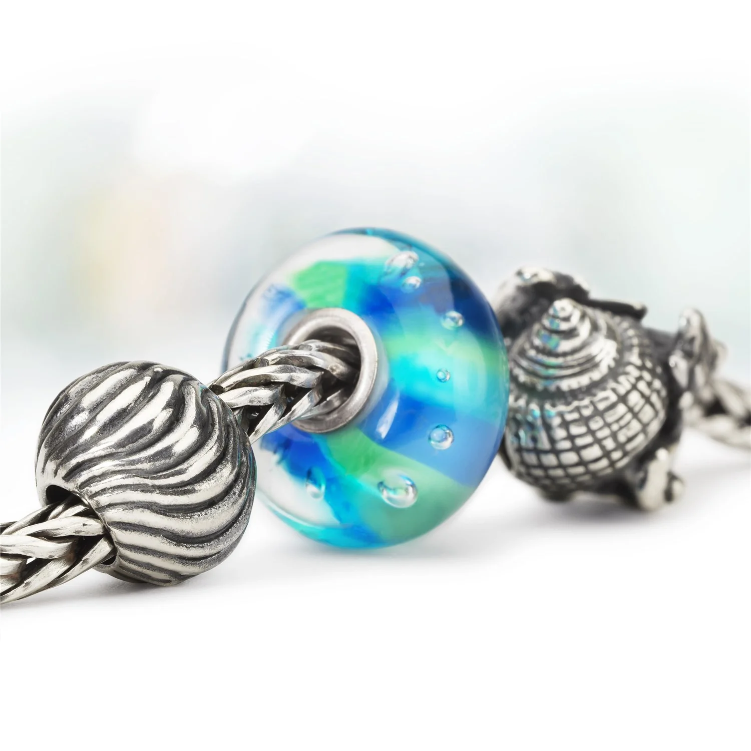 Hiding Conch Bead - Image 9