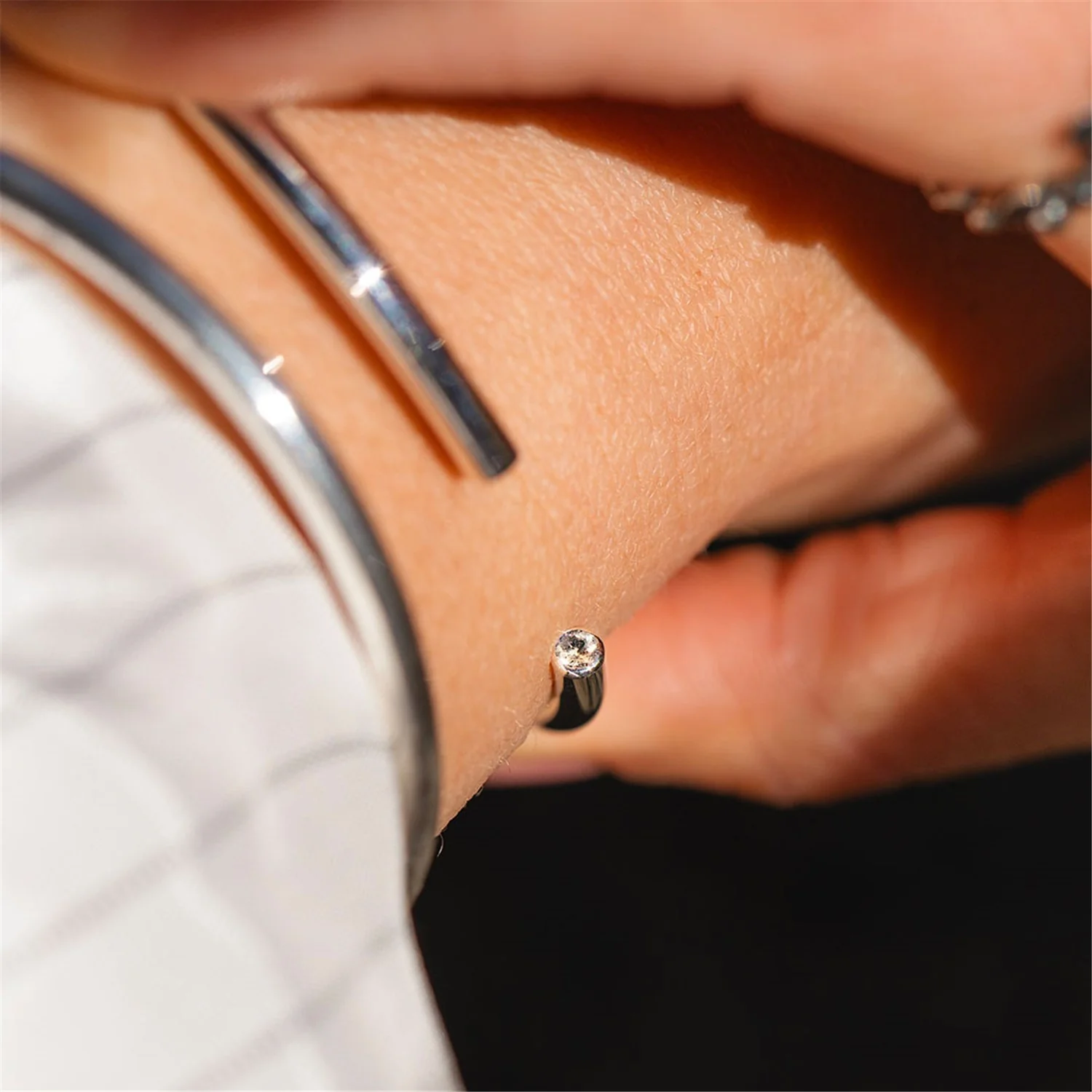 Labradorite Power Bangle - Image 4