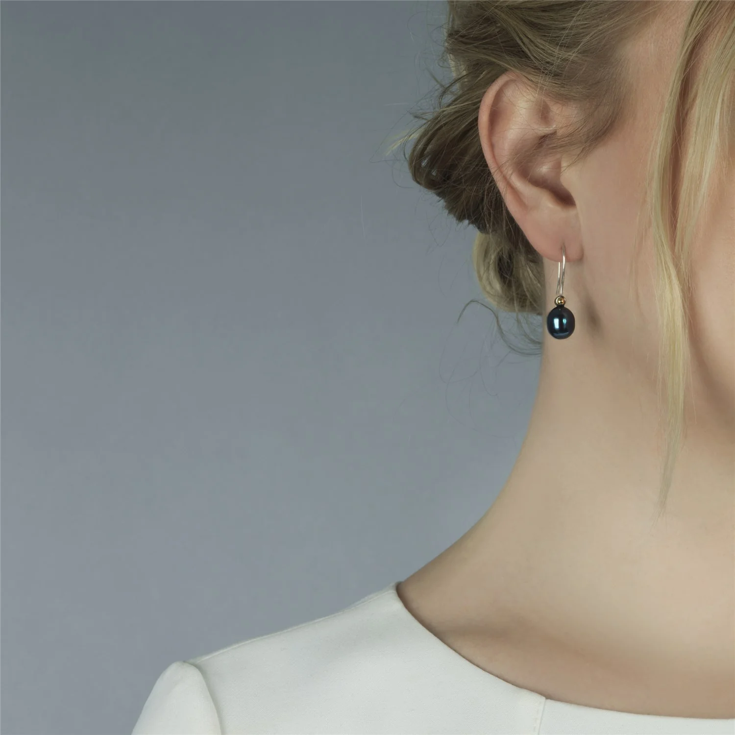 Peacock Pearl Oval Earring Pendants - Image 4