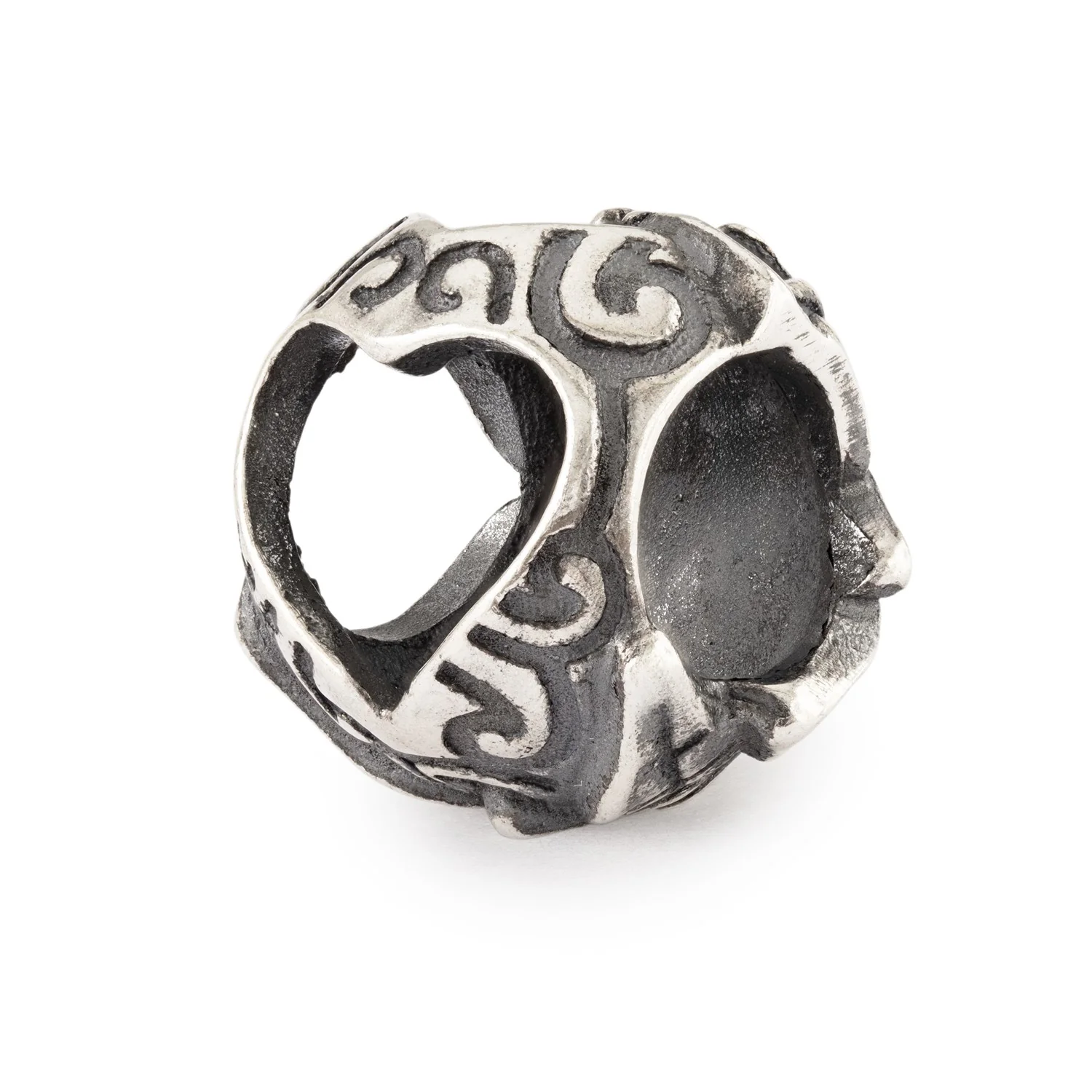 Poinsettia, Silver Bead