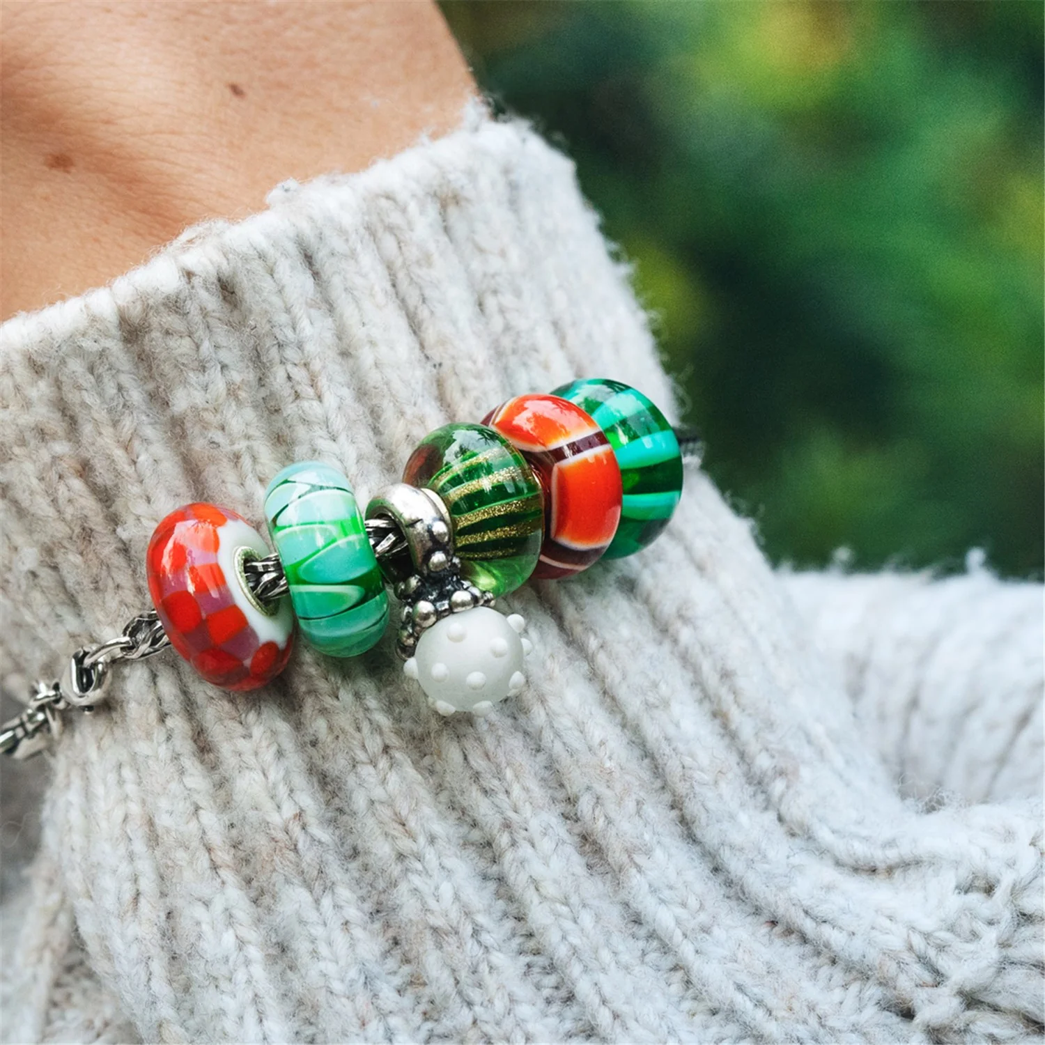 Red Symmetry Bead - Image 4