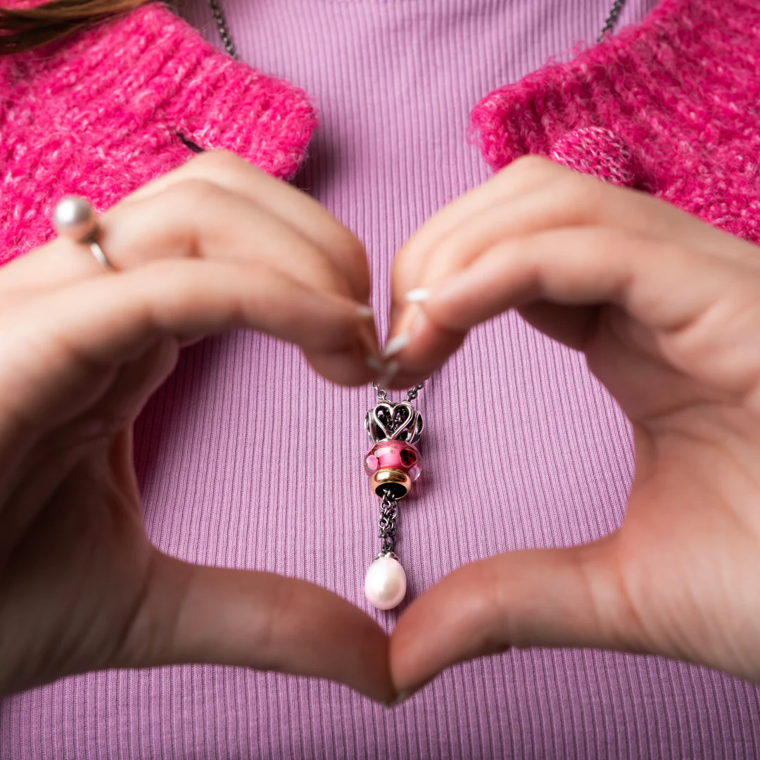 Sweethearts Pendant - Image 7