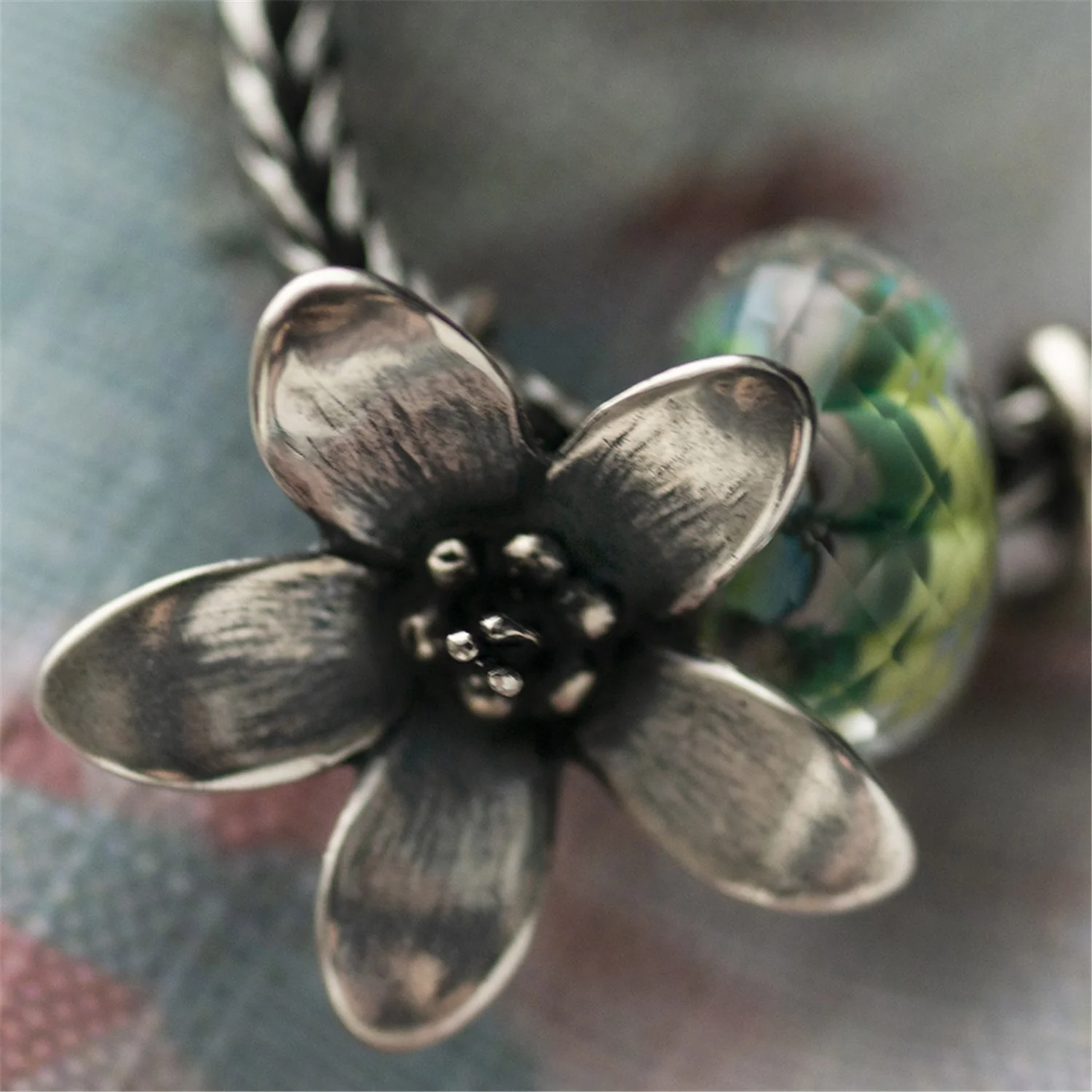 Troll Anemone Pendant - Image 6