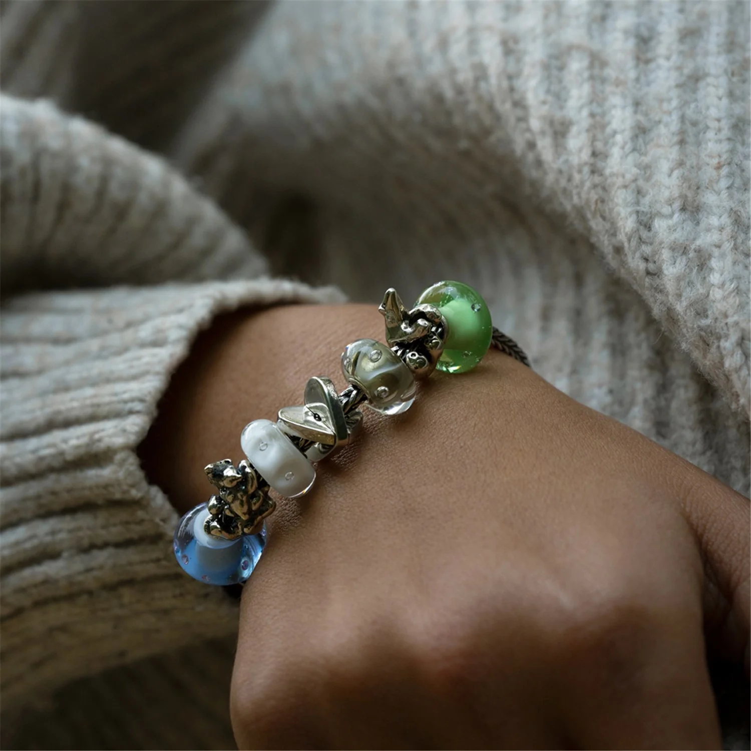 White Bubbles Bead - Image 2