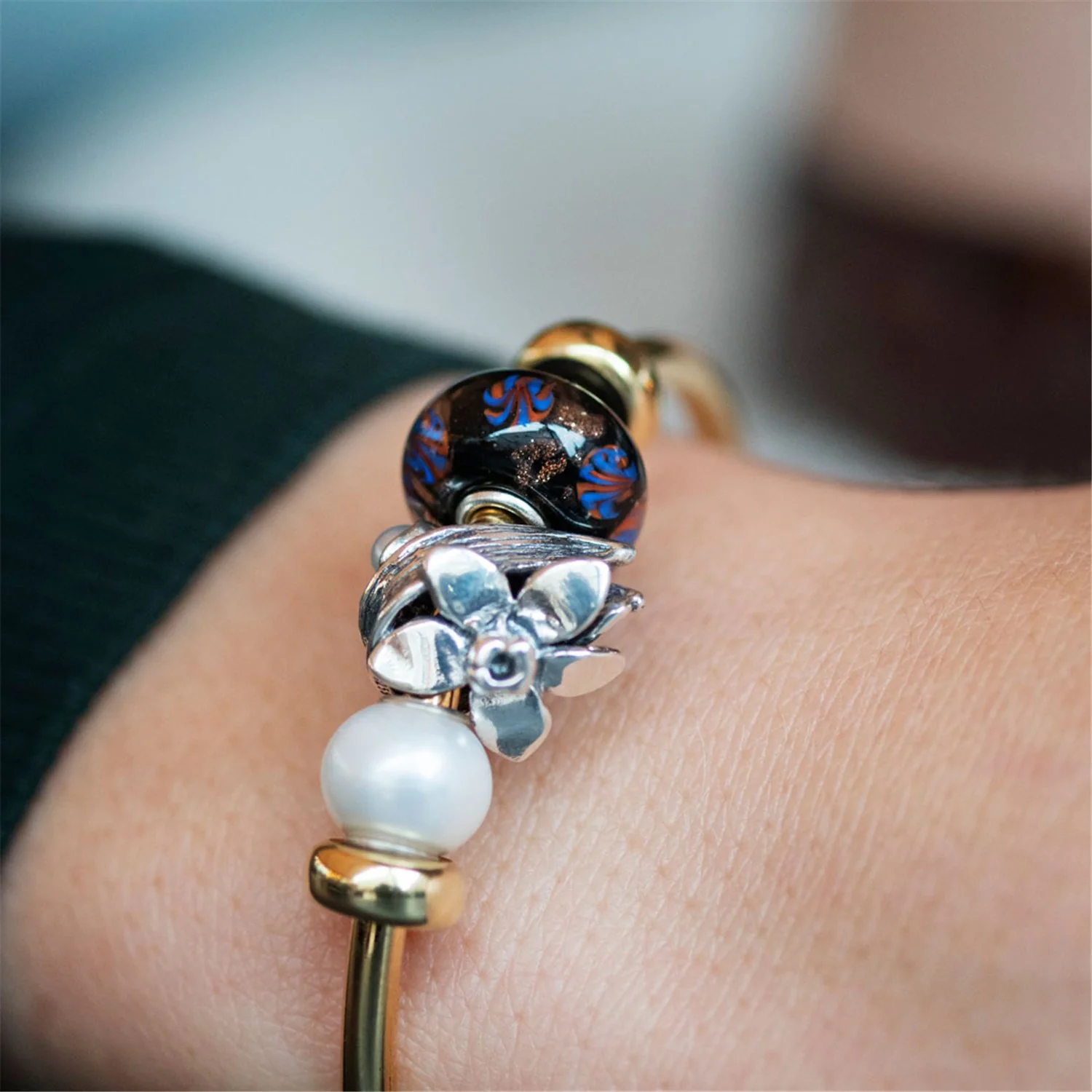 White Pearl Bead - Image 10