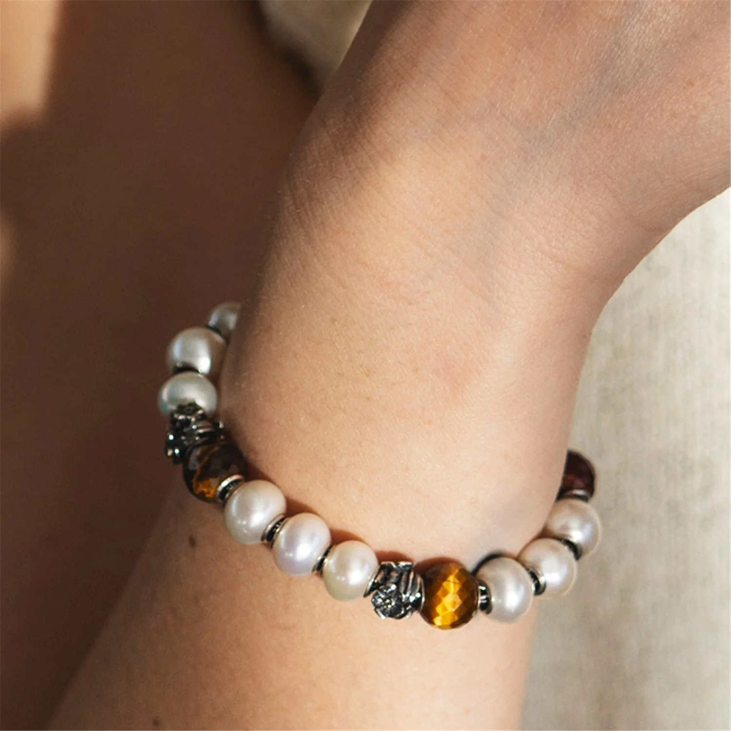 White Pearl Bead - Image 14